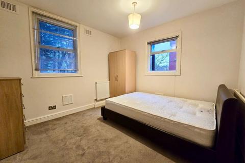 2 bedroom flat to rent, NW2