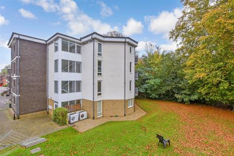 2 bedroom apartment for sale, Chaucer Court, Canterbury CT1