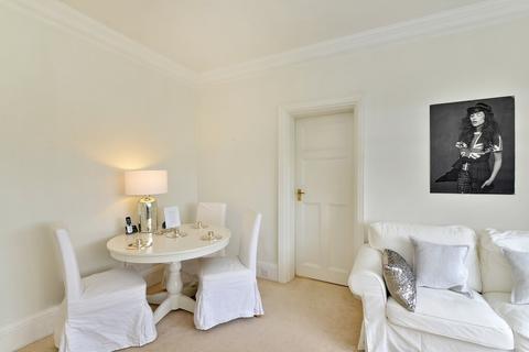 1 bedroom flat to rent, Cliveden Place, Belgravia, SW1W