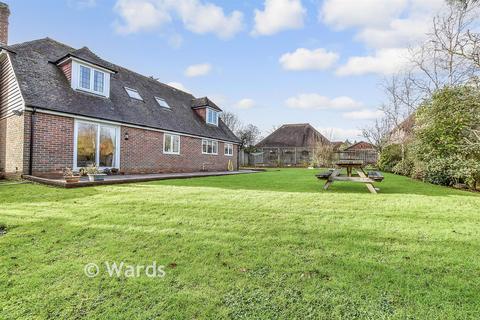 4 bedroom detached house for sale, Tenterden Road, Ashford TN27
