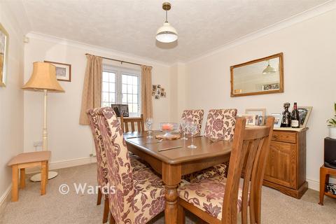 4 bedroom detached house for sale, Tenterden Road, Ashford TN27