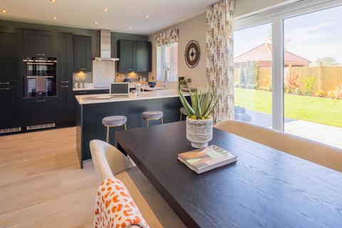 4 bedroom detached house for sale, Welwyn at Maes Yr Haf at Plasdwr, Cardiff Clos Parc Radur CF15