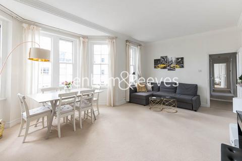 3 bedroom apartment to rent, Pitt Street,  Kensington W8