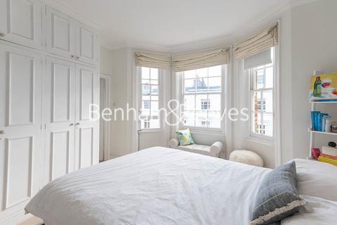 3 bedroom apartment to rent, Pitt Street,  Kensington W8