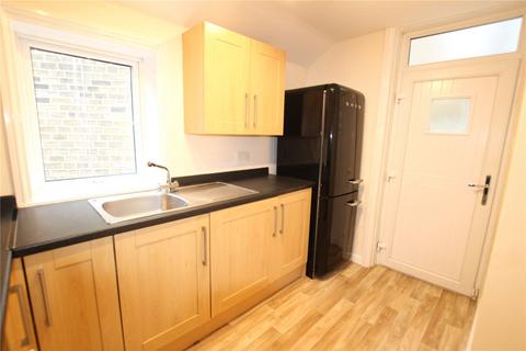 2 bedroom terraced house to rent, Wellington Street, Huddersfield, West Yorkshire, HD3