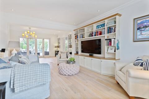 5 Orchard End, Weybridge, KT13 9LS