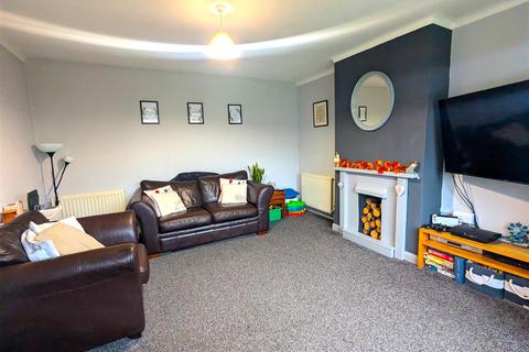 7 Brading Road, Nuneaton, CV10 0DA