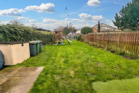7 Brading Road, Nuneaton, CV10 0DA