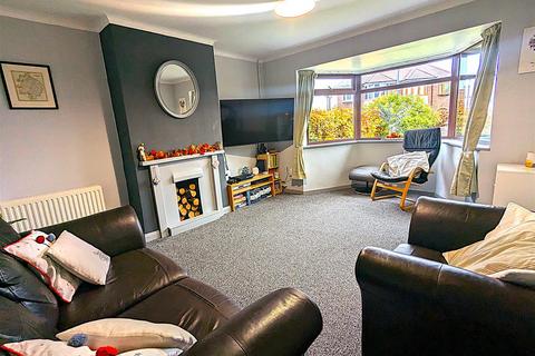 7 Brading Road, Nuneaton, CV10 0DA