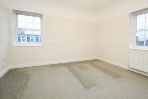 2 bedroom maisonette to rent, High Street, West Wickham, BR4