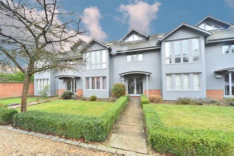 3 bedroom apartment for sale, North Courtyard, The Manor, Herringswell, Bury St. Edmunds, IP28