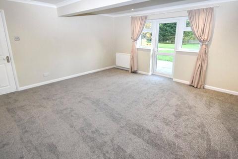 2 bedroom bungalow to rent, Church End, Hook RG27