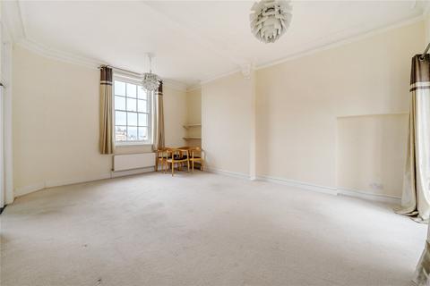 2 bedroom penthouse for sale, Montpellier House, Suffolk Square, Cheltenham, GL50