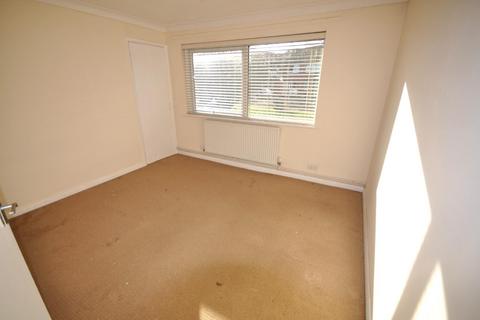 2 bedroom flat to rent, Barley Farm Road, Exeter, EX4 1NN