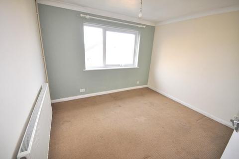 2 bedroom flat to rent, Barley Farm Road, Exeter, EX4 1NN