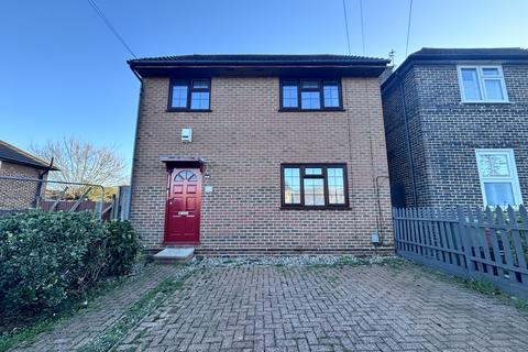 2 bedroom maisonette to rent, Winslow Grove, Chingford, E4