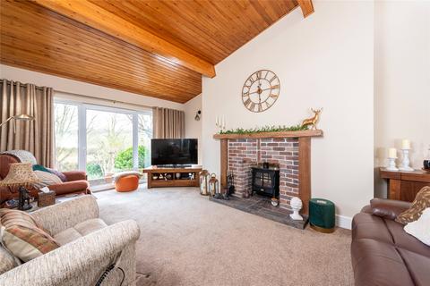 8 Codicote Road, Whitwell, Hitchin, SG4 8AB