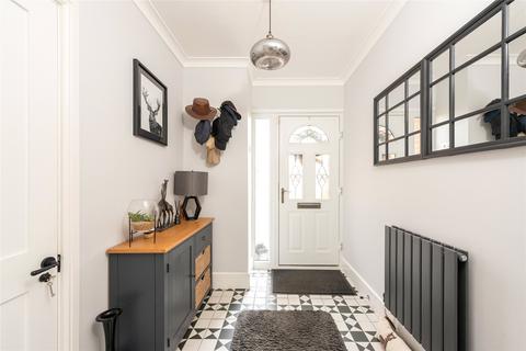 8 Codicote Road, Whitwell, Hitchin, SG4 8AB