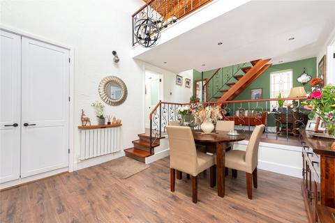 8 Codicote Road, Whitwell, Hitchin, SG4 8AB