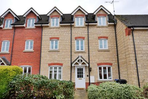 3 bedroom terraced house for sale, Falstaff Court, King Edward Close