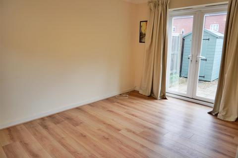 3 bedroom terraced house for sale, Falstaff Court, King Edward Close