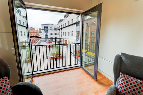 2 bedroom apartment for sale, The Parade, Leamington Spa