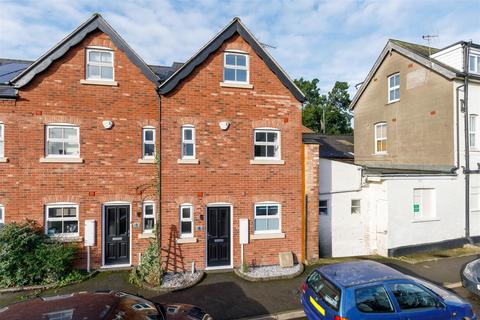 3 bedroom townhouse for sale, Milverton Crescent West, Leamington Spa