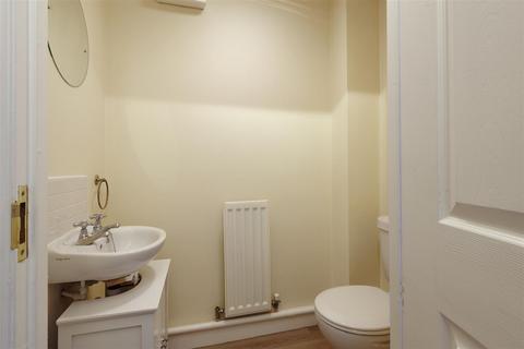 2 bedroom end of terrace house for sale, Beaconsfield Street West, Leamington Spa