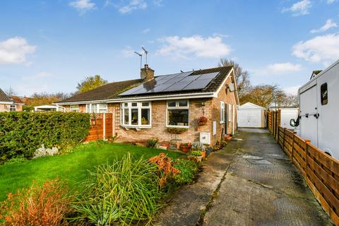 2 bedroom semi-detached bungalow for sale, Ryecroft Close, York, YO31