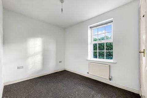 15 Woodvale Kingsway, Quedgeley, Gloucester, GL2 2AU