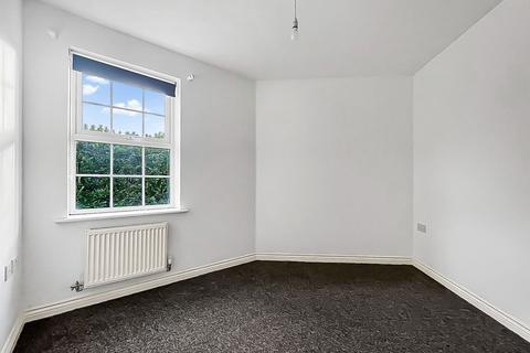 15 Woodvale Kingsway, Quedgeley, Gloucester, GL2 2AU