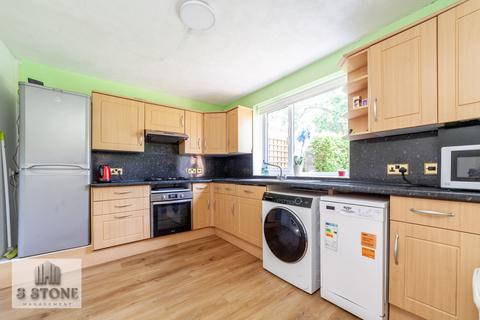 4 bedroom terraced house to rent, London, SW2