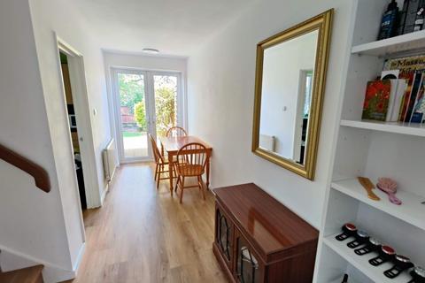 4 bedroom terraced house to rent, London, SW2