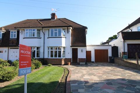 23 Mead Way, Bromley, BR2 9EN