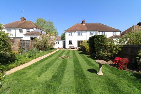 23 Mead Way, Bromley, BR2 9EN