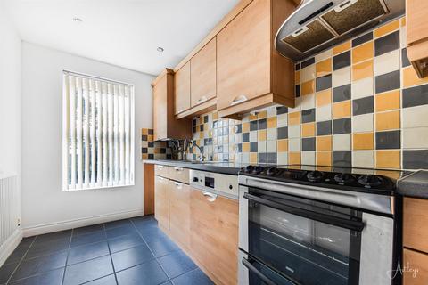 3 bedroom semi-detached house for sale, Llwyn Teg, Fforestfach, Swansea