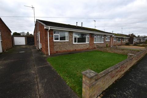 2 bedroom semi-detached bungalow for sale, Winchester Close, Hull