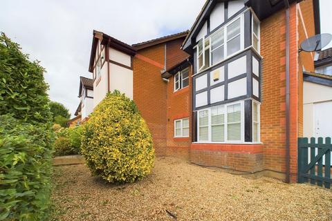 32 Elliott Avenue, Ruislip, HA4 9LZ