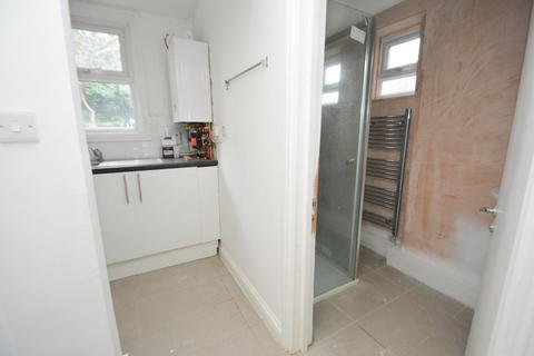 2 bedroom flat for sale, Lower Road, Harrow, HA2 0DE