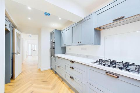 60 Alpine Rise, Coventry, CV3 6NR