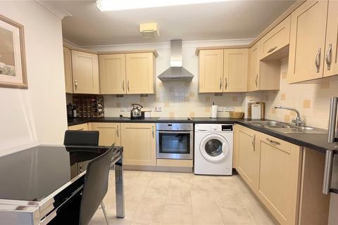 2 bedroom apartment for sale, Lakewood Road, Highcliffe, Christchurch, Dorset, BH23