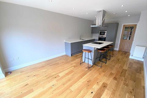 3 bedroom house to rent, Whitechapel Street, Didsbury Village, Manchester