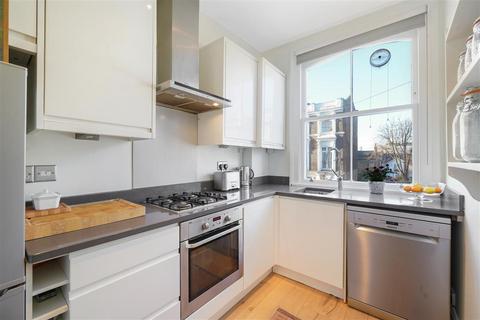 1 bedroom flat to rent, Louvaine Road, SW11