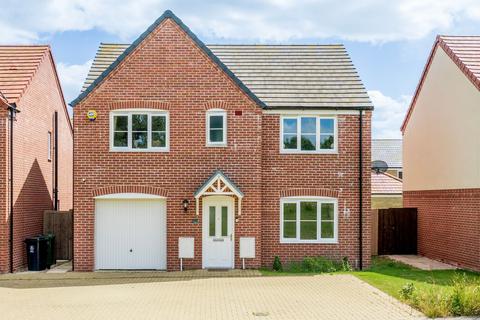 5 bedroom detached house for sale, Nickerson Close, Ormesby