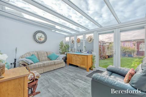 323 Front Lane, Upminster, RM14 1LH
