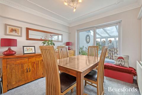 323 Front Lane, Upminster, RM14 1LH