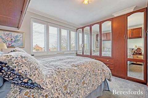 323 Front Lane, Upminster, RM14 1LH