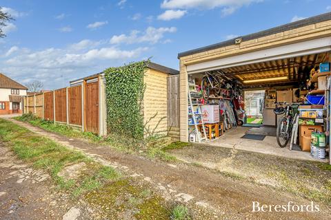 323 Front Lane, Upminster, RM14 1LH