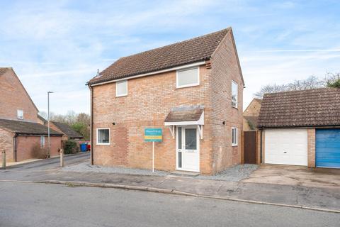 3 bedroom detached house for sale, Braithwait Close, Norwich