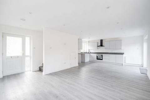 62 Braithwait Close, Norwich, NR5 9EJ